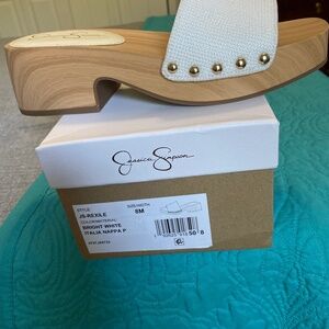 Jessica Simpson Rexile